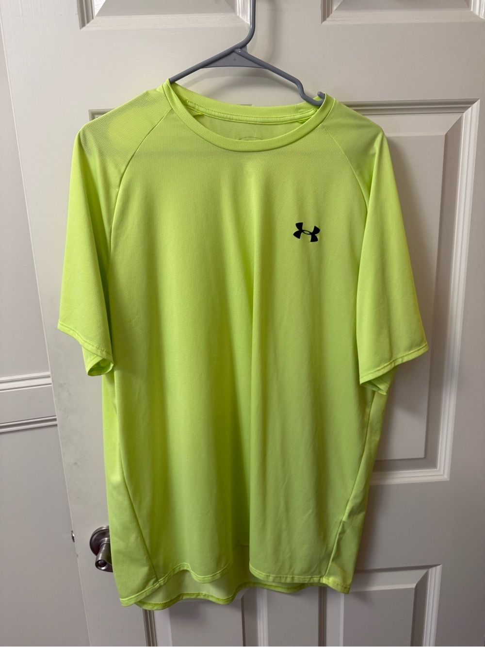 Under Armour Men's Neon Yellow/Green Short Sleeve Athletic Tee